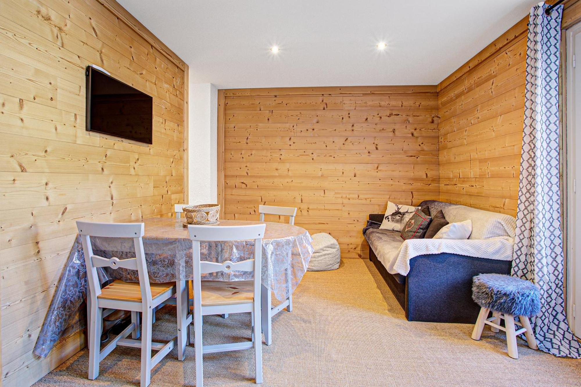 Soulazene - Station De Ski Accessible A Pied Les Angles  Exterior foto